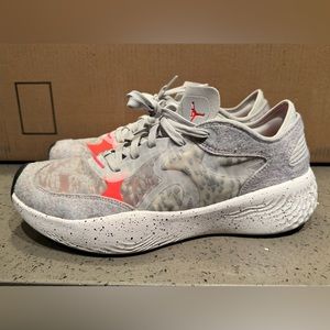 Jordan Delta 3 Low Pure Platinum Infra Red Size 11.5